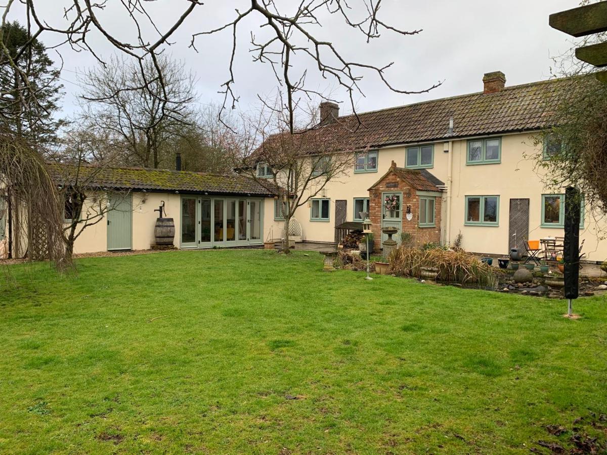 The Nest At Walnut Cottage Burrowbridge Экстерьер фото